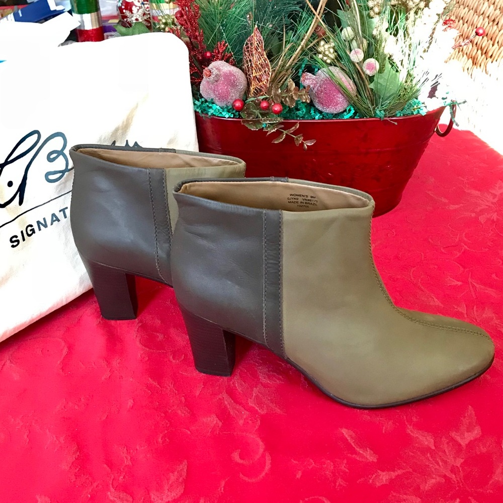 LL Bean Signature Two-Tone Leather Ankle Boots 9M